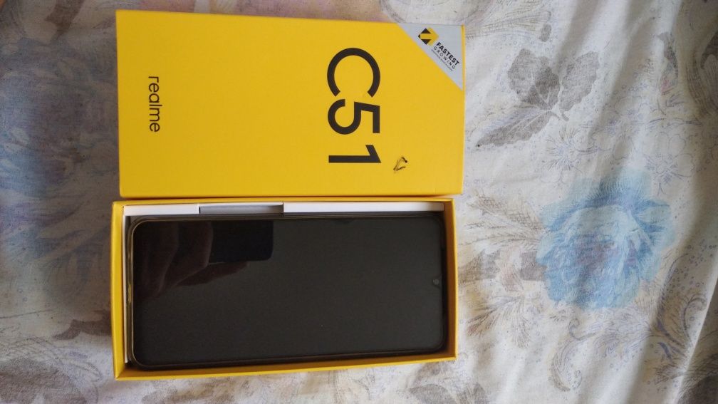 Realme C51 без забележка