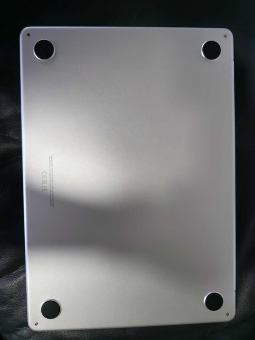 КАТО НОВ Macbook air M4 Гаранция до 31.03.2027