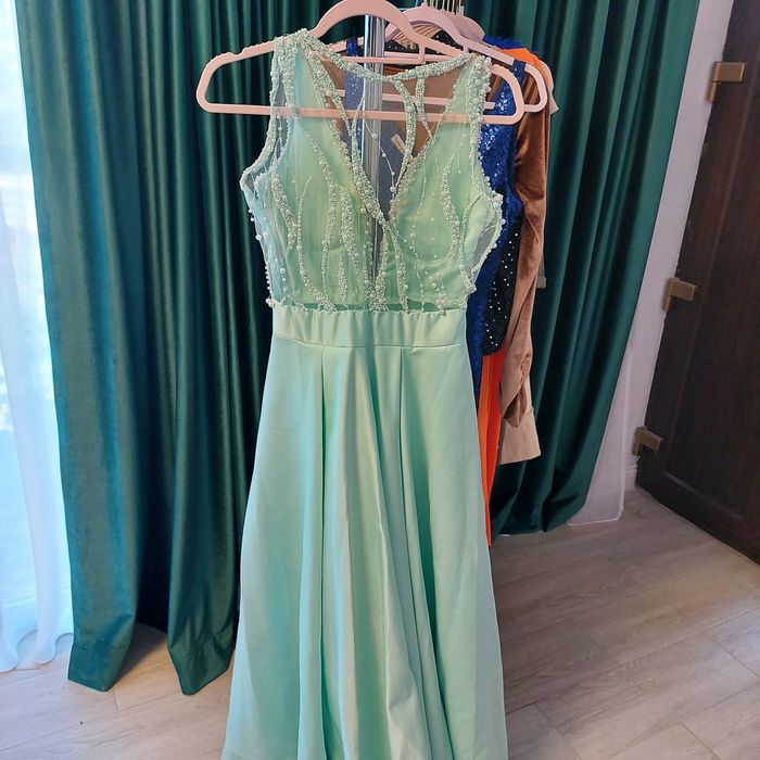 Rochiță de vânzare