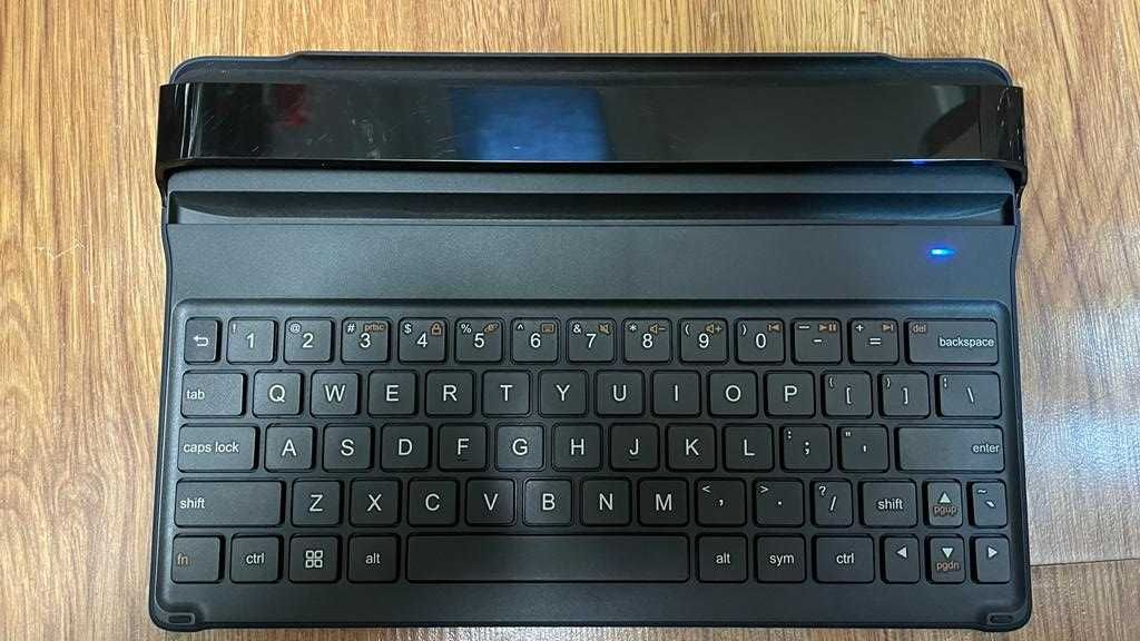 Lenovo Bluetooth keyboard cover tab a10 - BKC510