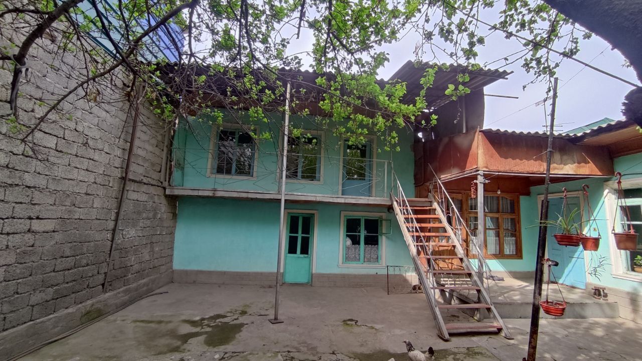 Uy sotiladi sroʻchniy