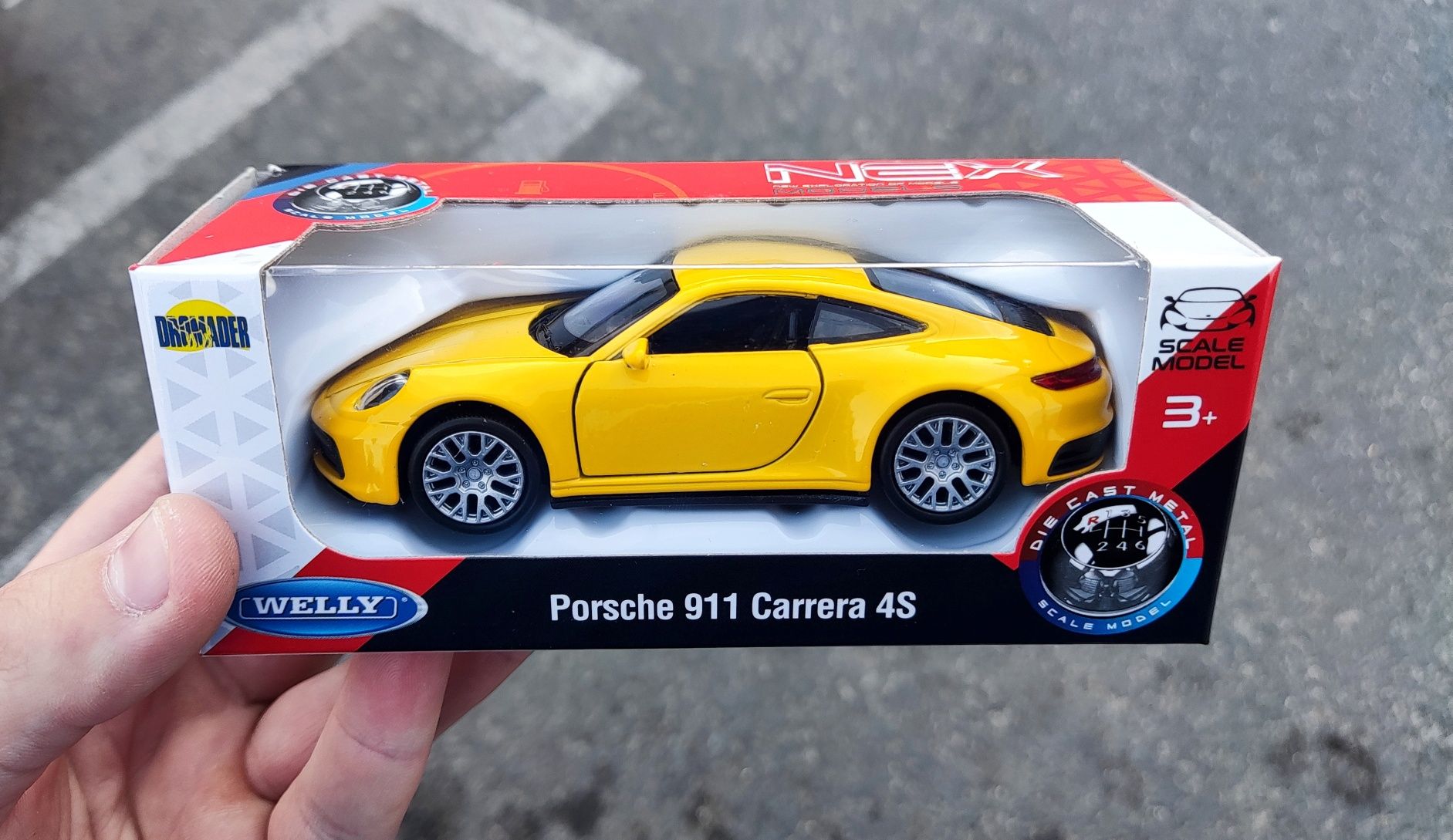Machetă auto, Porsche 911 Carrera 4S, mașinuță din metal.