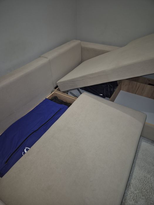 Продам диван угловой