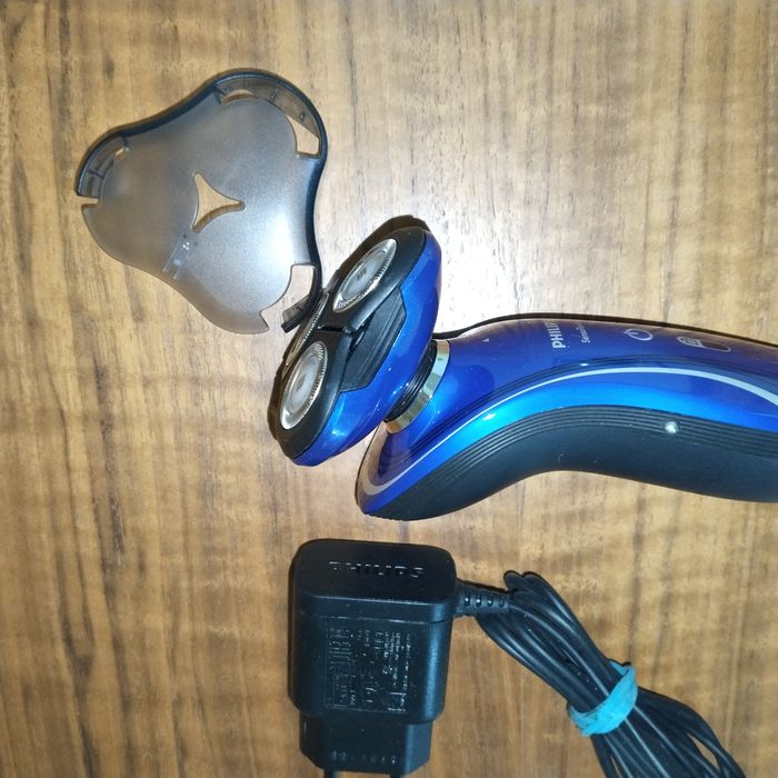 Продам триммер  Филипс оригинал! В отличном состоянии!