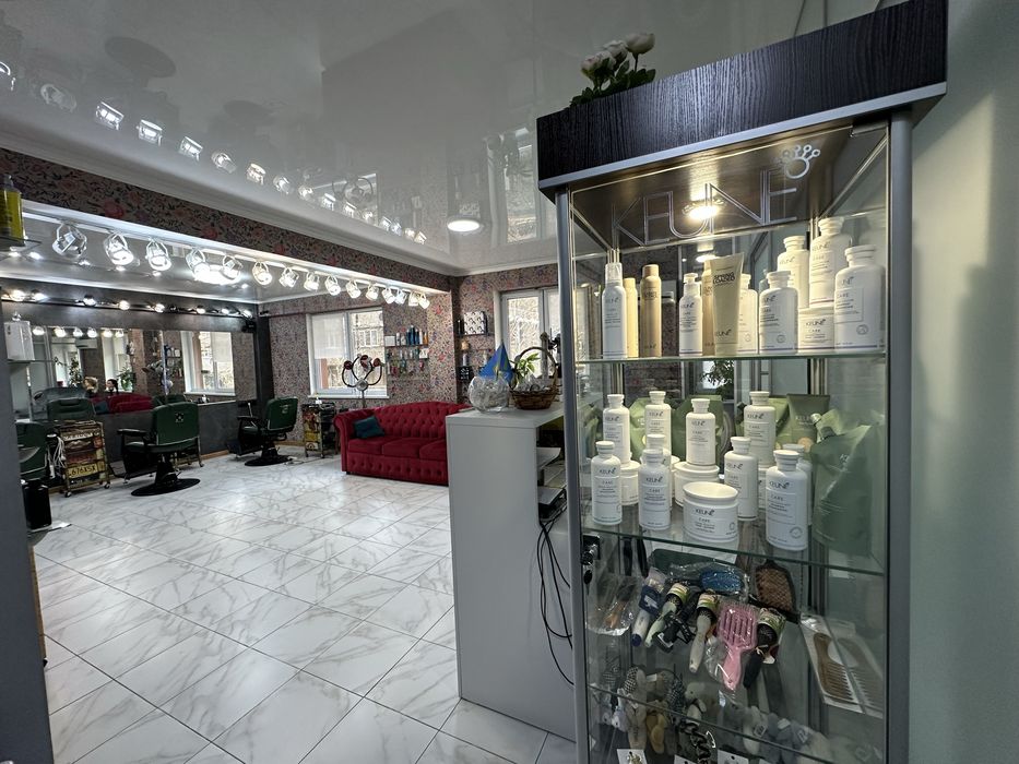 Сдается парикмахерское кресло