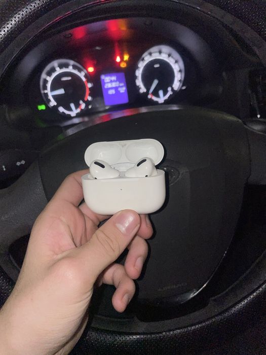Продам airpods pro1