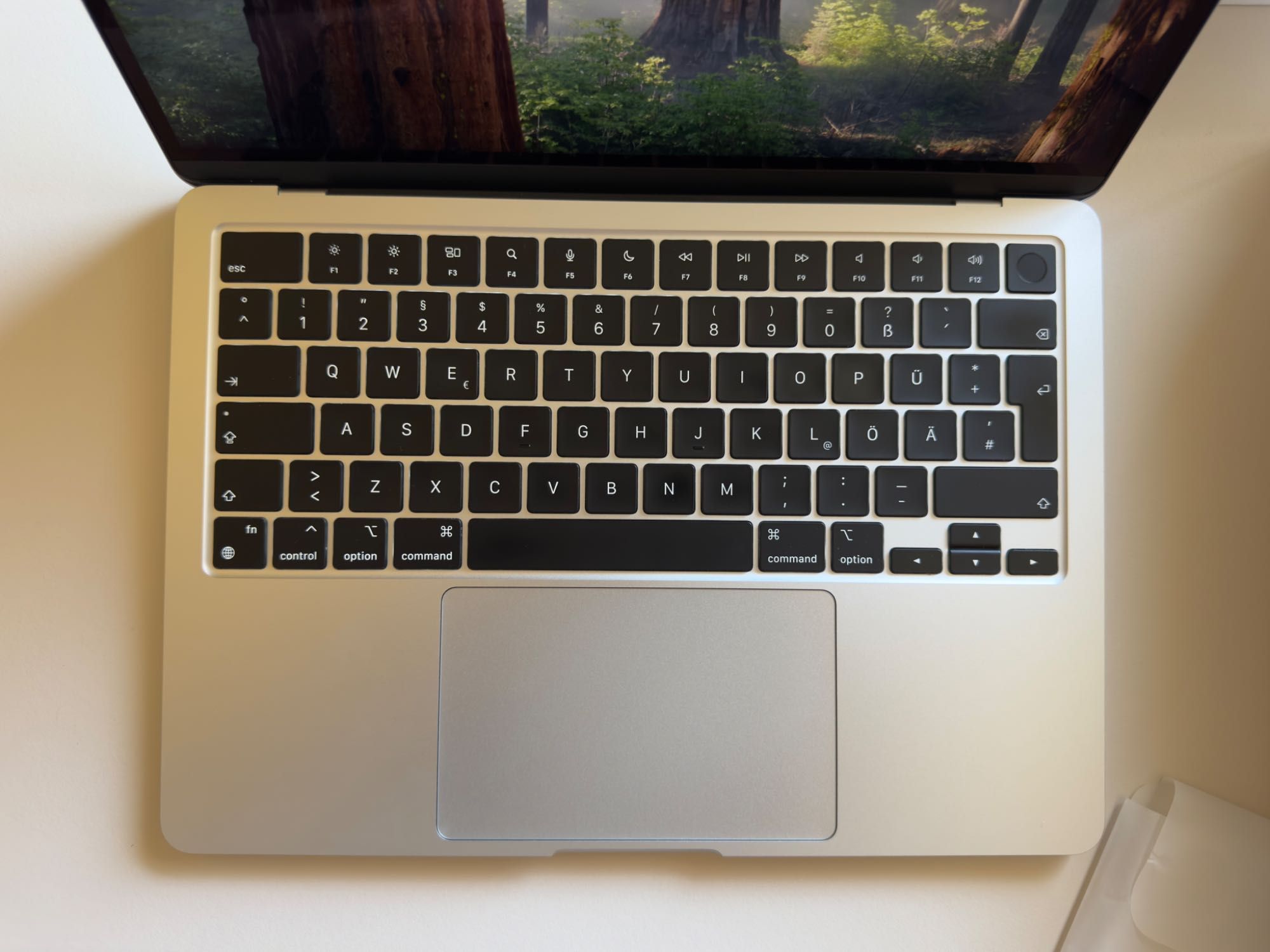 Като НОВ Apple MacBook Air 13" M3 16GB RAM 512GB SSD Silver