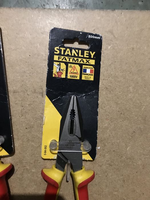 Clește combinat izolat lungime 20 cm 0-84-002 1000v