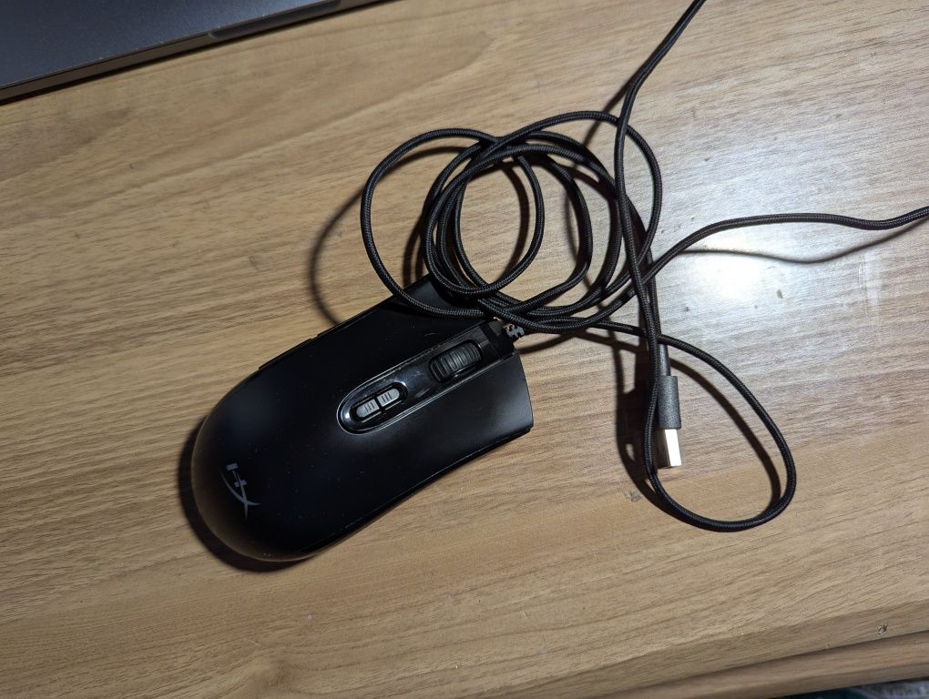 Мышька HyperX pulsefire core
