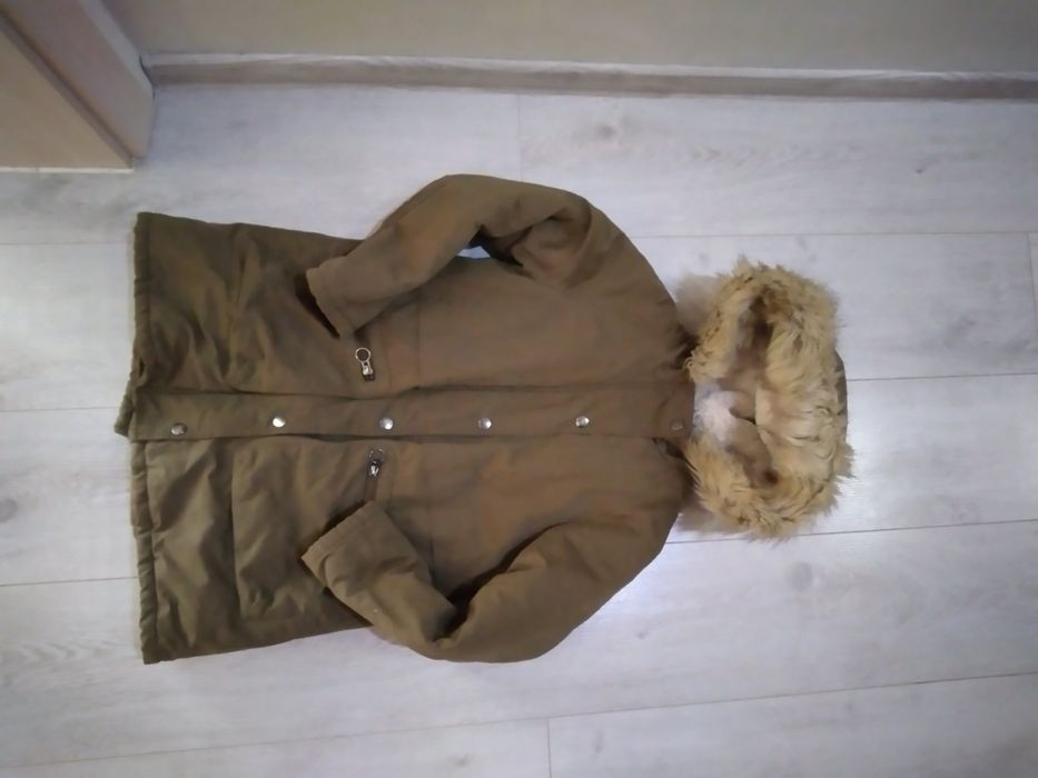 Топла шуба на ZARA за момиче