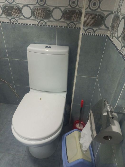 Dom sotiladi srochna  2-xonali