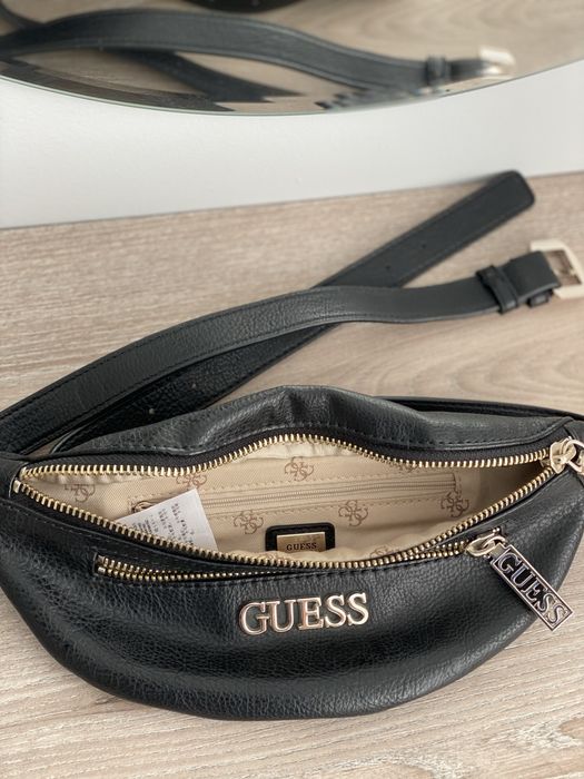 Borseta Guess neagra