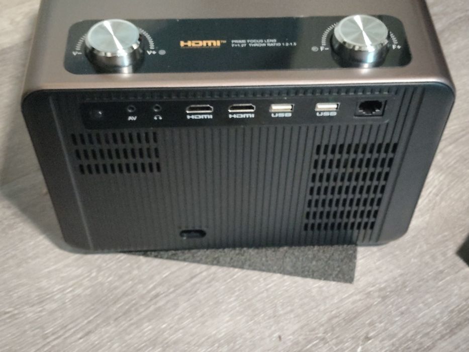 Videoproiector BlitzWolf BW-V7, 1080p, 1000:1, Lumeni 850 ANSI, Boxe I