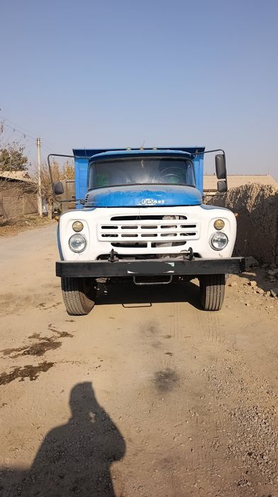 Zil samosval sotiladi