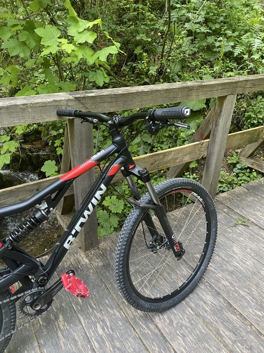 vând rockrider 520 s în stare buna