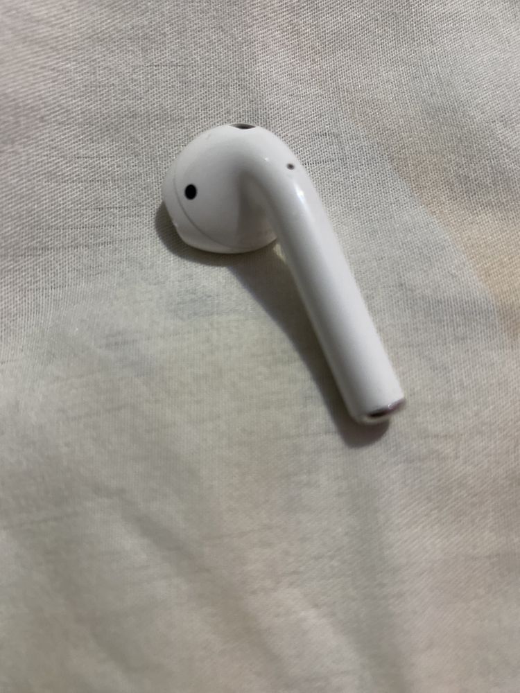 airpods 2.1/2.2 левый наушник A2032