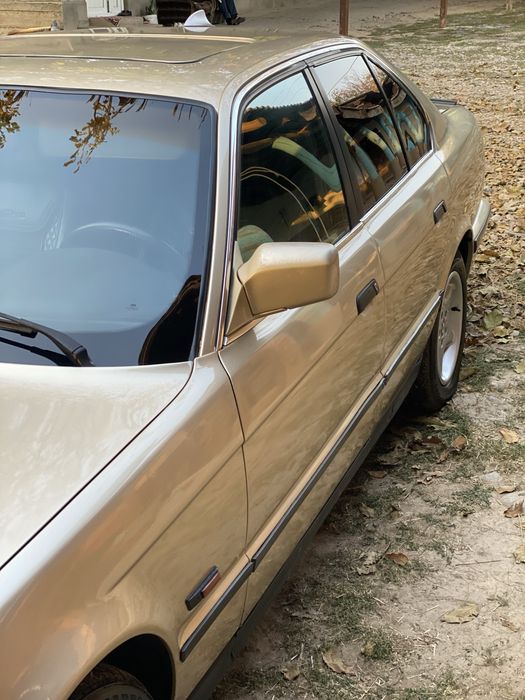 Продаётся bmw e34 …