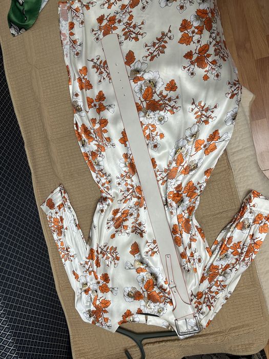 Платья подойдут на 46, 48 размеры