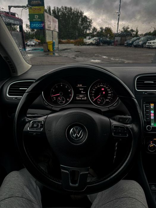 VW Golf VI 1.8 TSI 160CP 2009 • HERTZ UNO • Climatronic