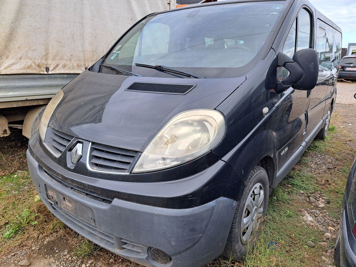 Piese/Dezmembrez Renault Trafic Passanger Motor 1.9dci Fabricat 2007