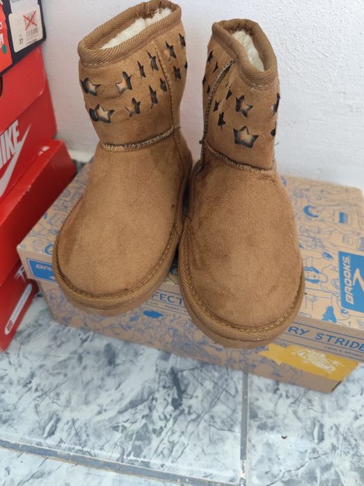 Ghete tip UGG, măsura 31