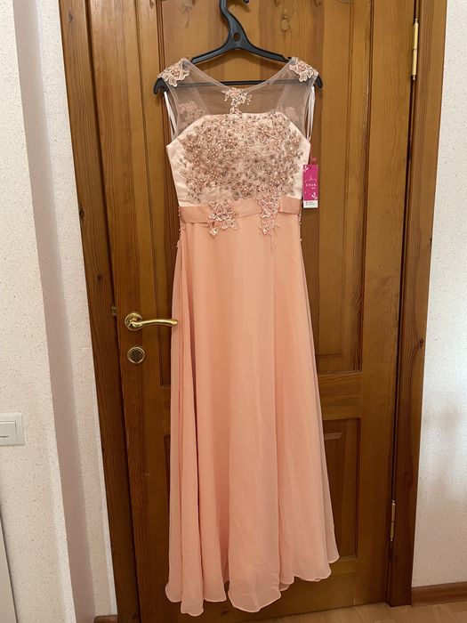 Платье вечернее новое