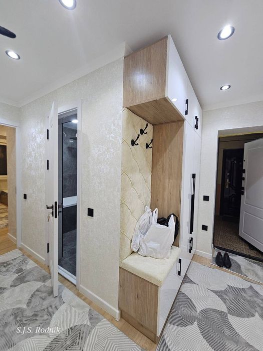 Срочно продаётся 3 ком Максим Горький