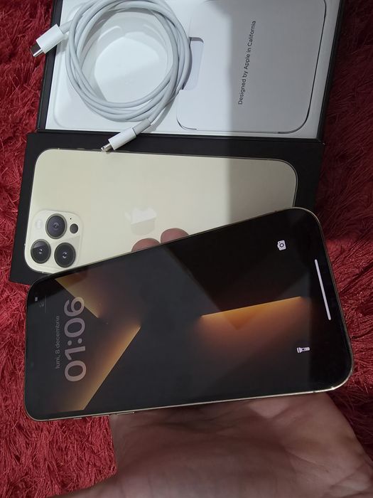-Iphone 13Pro Max, ca Nou, 256Gb, 6Ram, Gold, bat: 87%, ireprosabil, n
