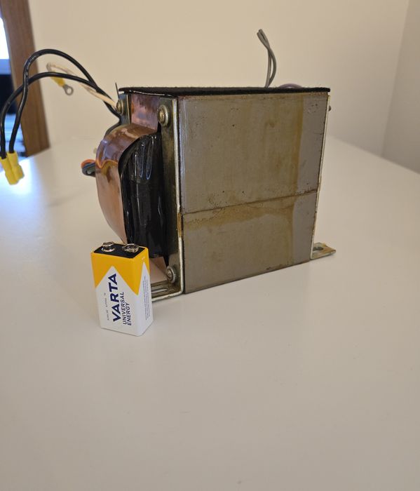 Transformator amplificator Pacific transformer 2 x 65V , 950W