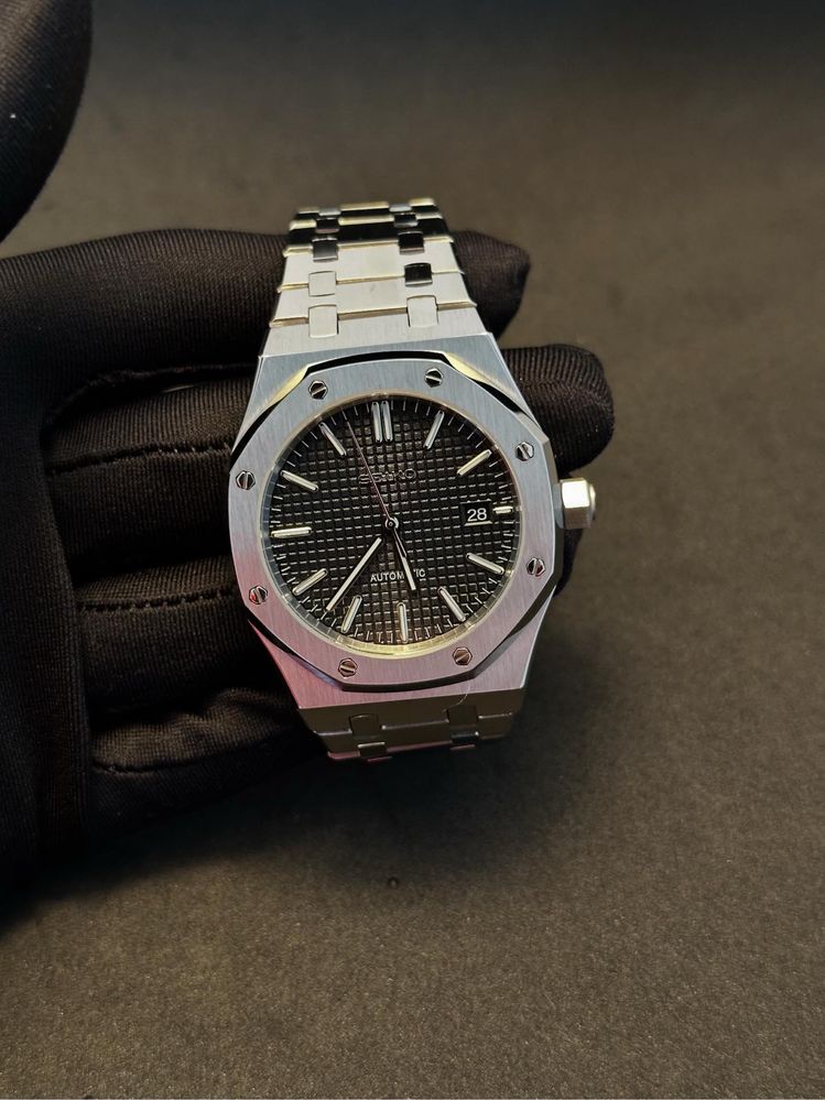 часовник SEIKO MOD
