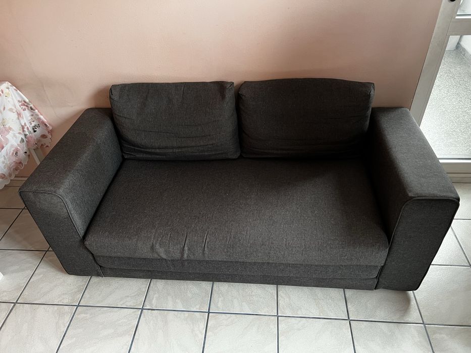 Двуместно разтегателно канапе