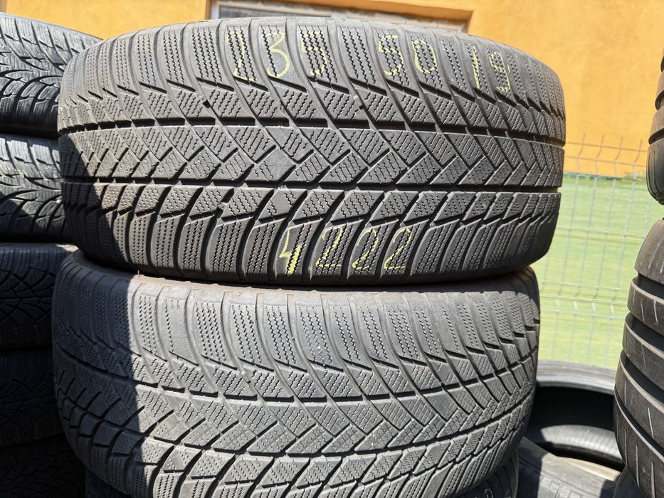 235/50/19" Set 2 buc Bridgestone dot 4222.anv m+s.Impecabile