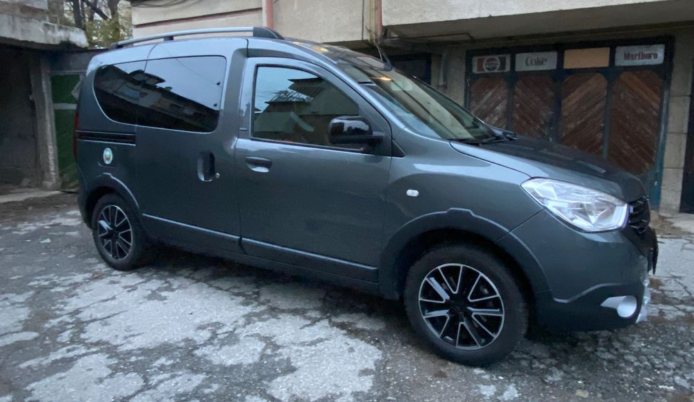СПЕШНО Автомобил Dacia Dokker