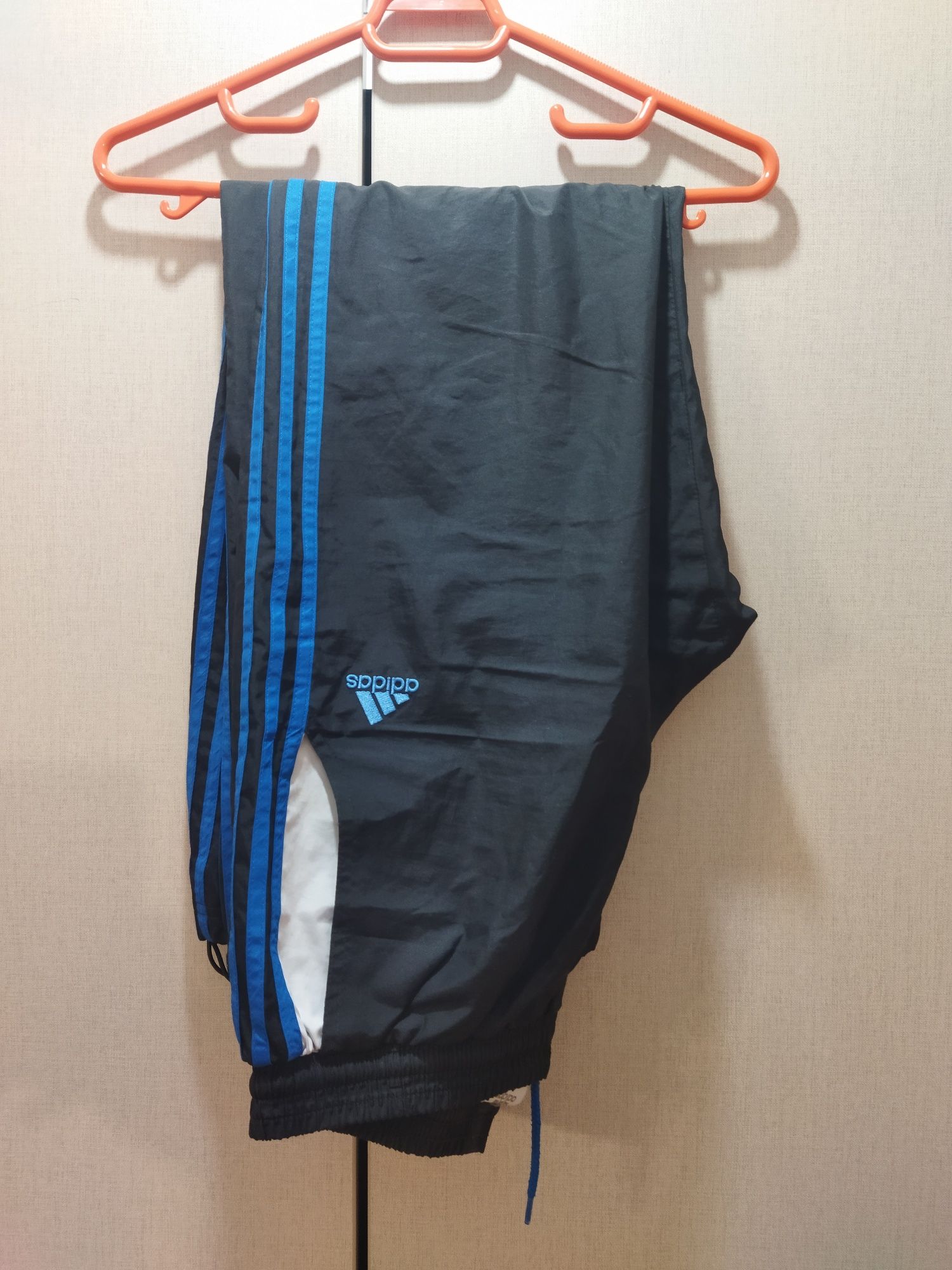 Vând Trening Adidas Original mărimea S/M