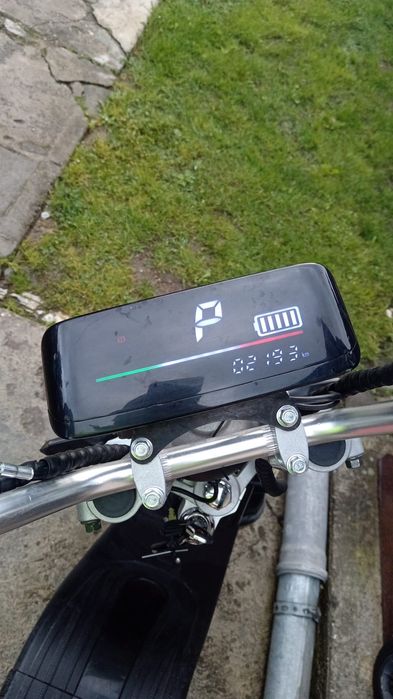 Vând scuter electric