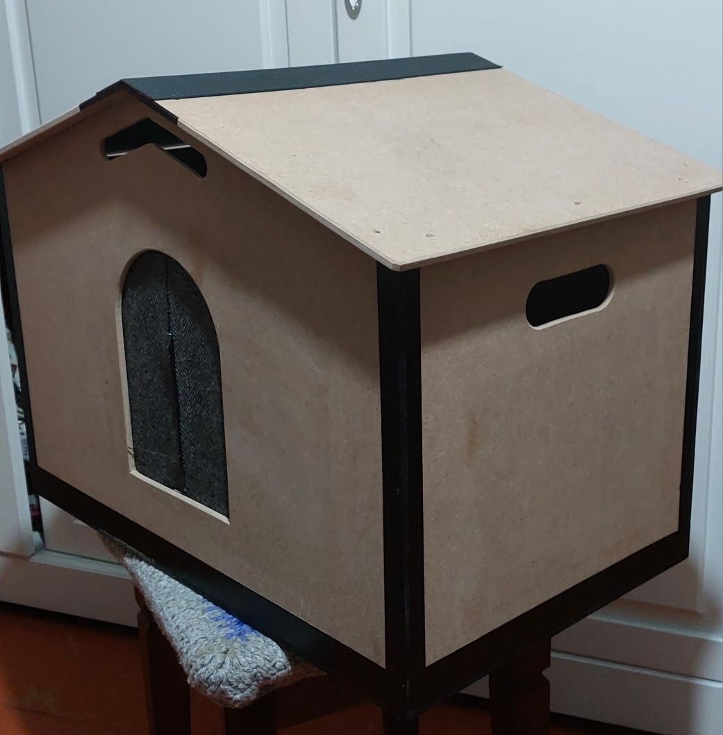 Качественный Домик будка  для кошки или собачки