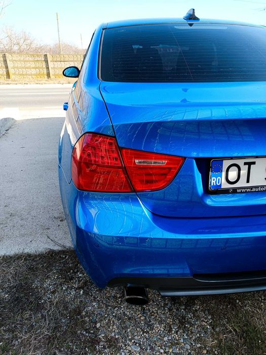 Vand sau schimb BMW E90 320 D din 2007