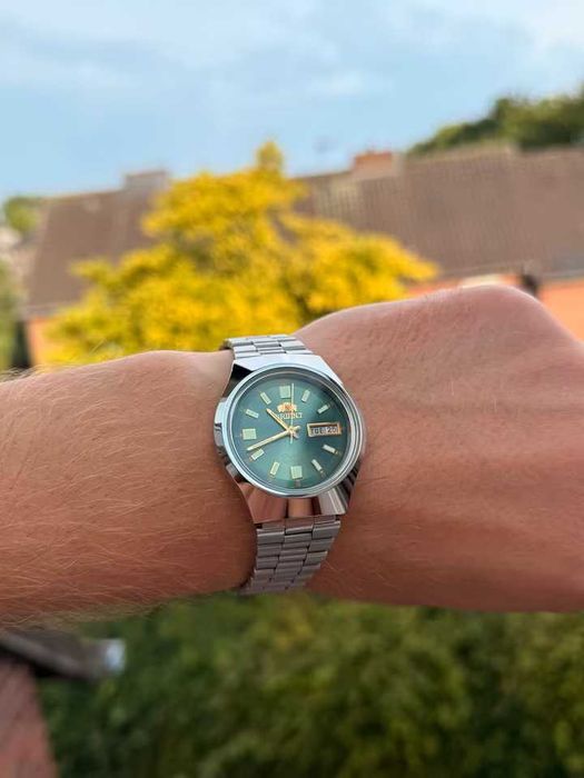 Часовник Orient Crystal Automatic, Rare Day-Date بال – края на 1970-те