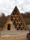 Construim Cabana stil A-Frame si Case din structura de lemn la comanda