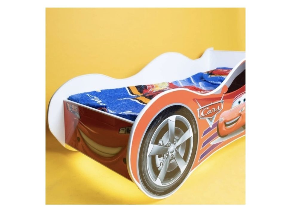 Продам машинку кровать