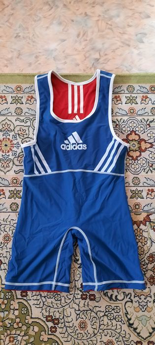Продам костюм для борьбы, купили и не одевали, двусторонее, 5000 тг