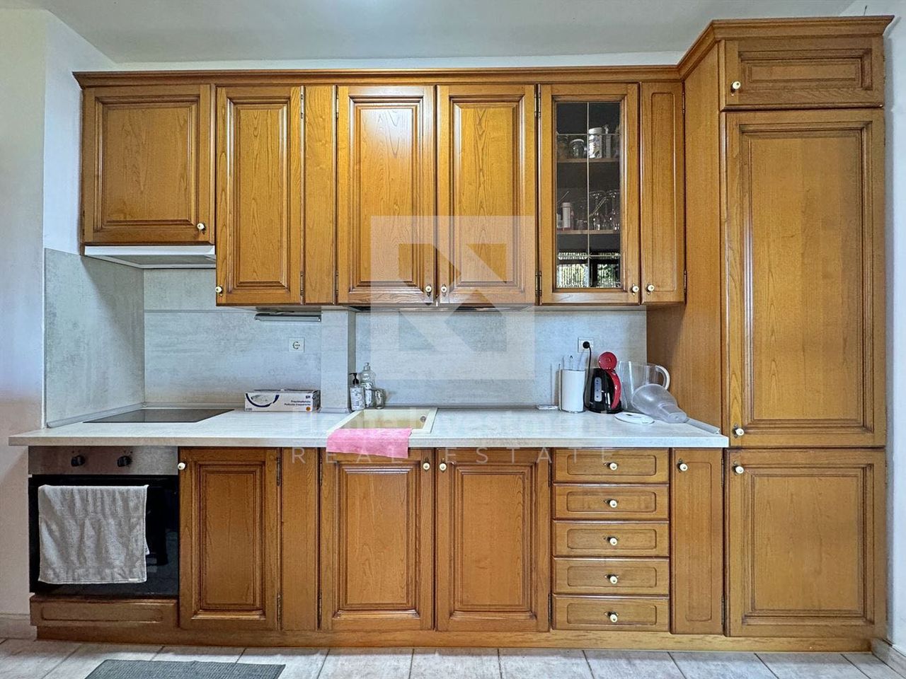 Продава се Тристаен апартамент в к.к. Св.Св. Константин и Елена - 108 кв.м за 1759 €/кв.м - Снимка #2