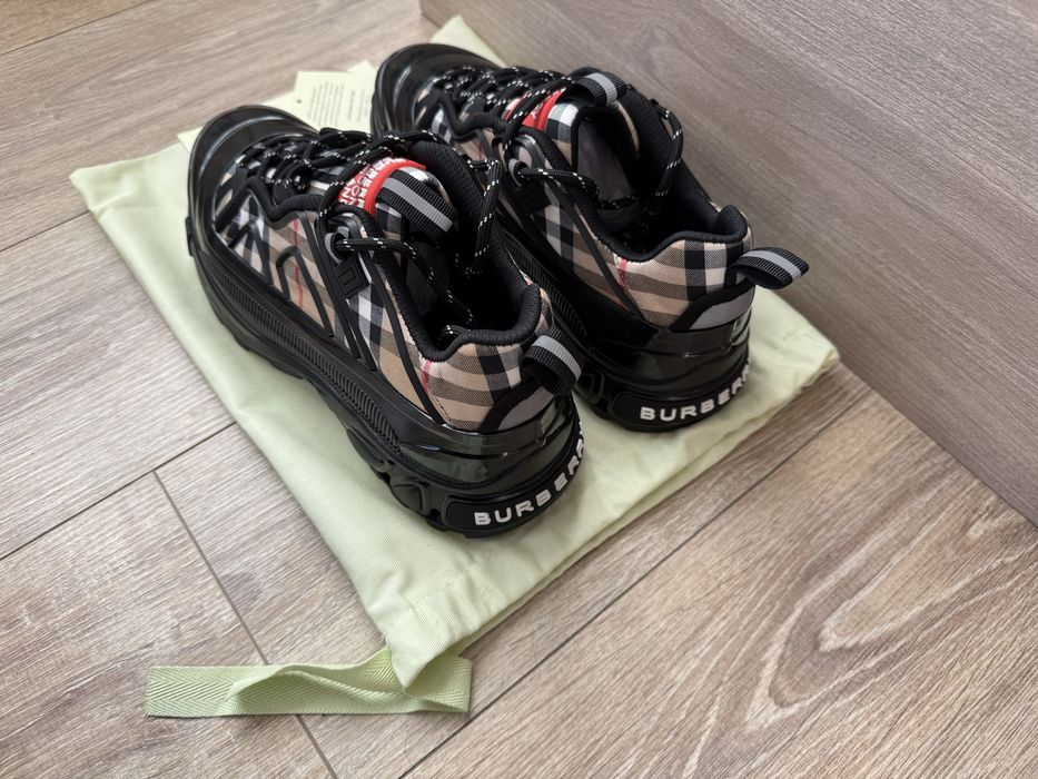 Мъжки обувки Burberry