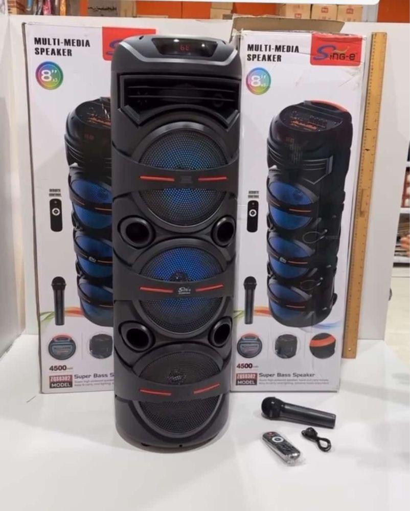 Большая колонка с микрофоном