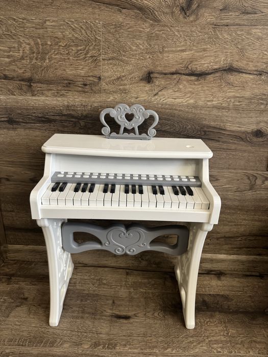 Детско музикално пиано