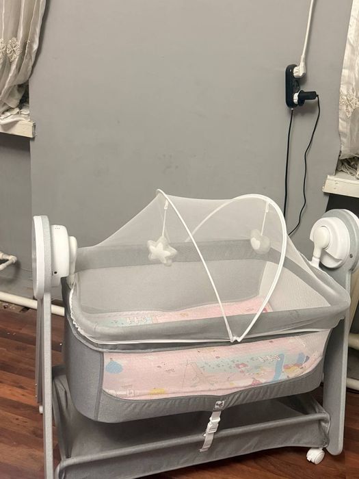 Продам детскую люльку кроватку

Состояние: отличное, использовала