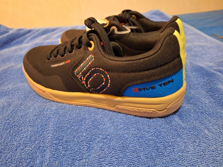 Мъжки маратонки ADIDAS  FREERIDER Pro CANVA.Чисто НОВИ.