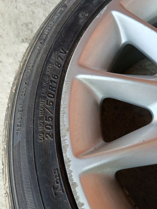 Roti Ford R16 4 gauri