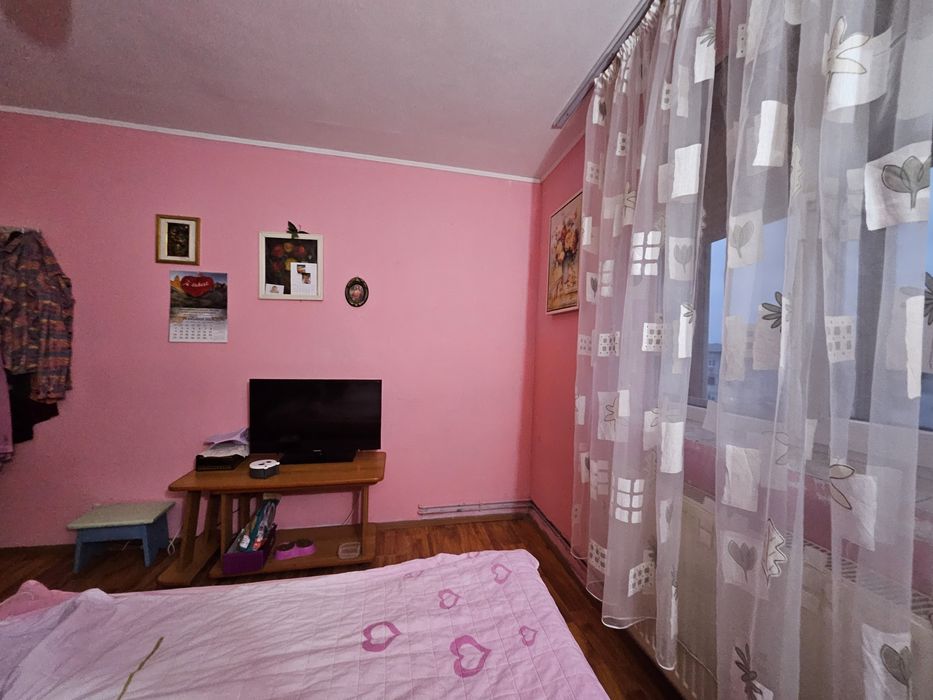 Vand apartament 4 camere ultracentral
