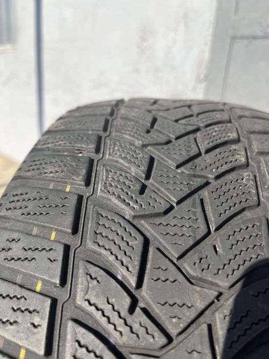 2 бр. зимни гуми 205/55/16 Dunlop DOT 3317 4,5-5 mm